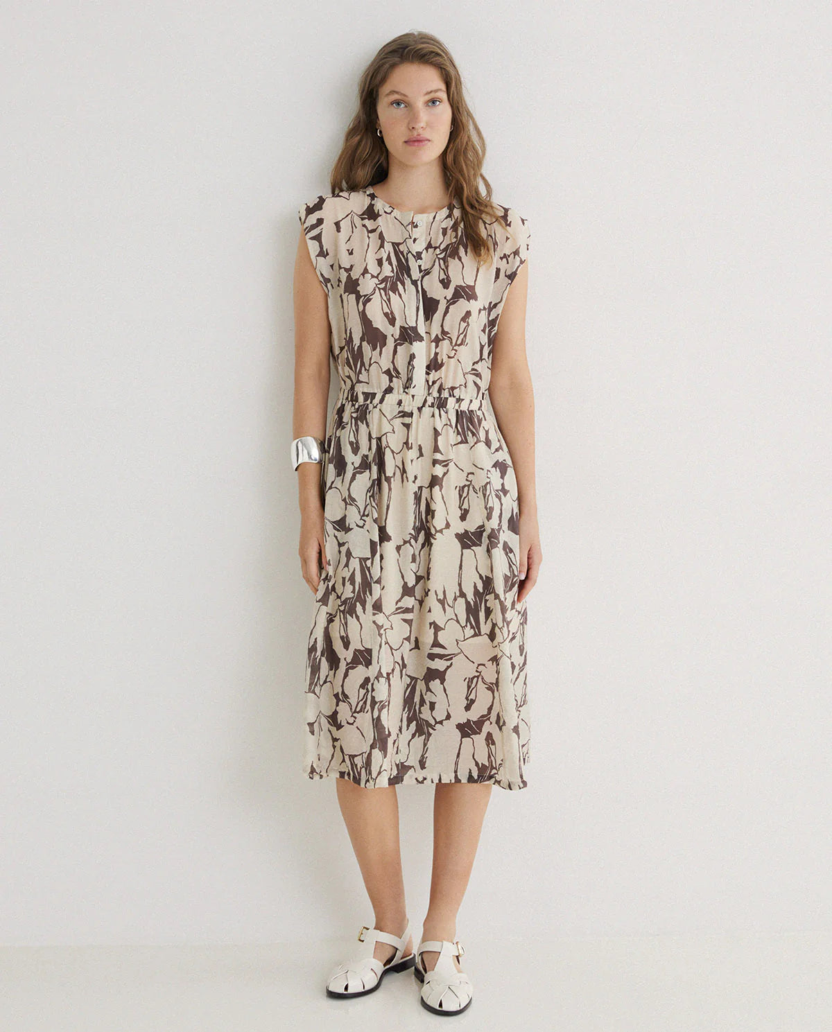 YERSE - Printed Viscose Dress in Brown