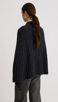 Smythe - Cable-Knit Cape in Charcoal