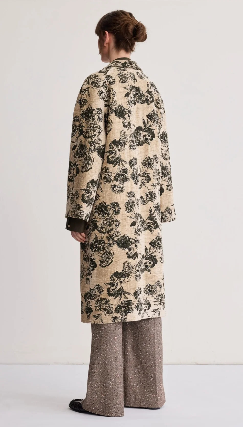 Smythe - Raglan Coat in Olive Jacquard