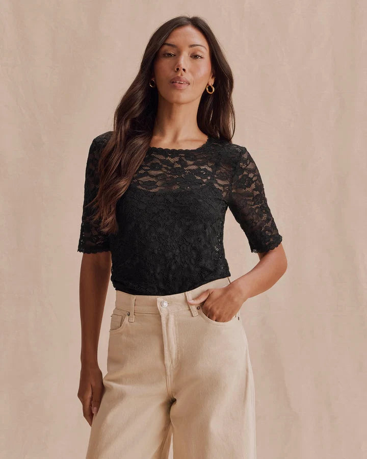 Splendid - Skyler Stretch Lace Top in Black
