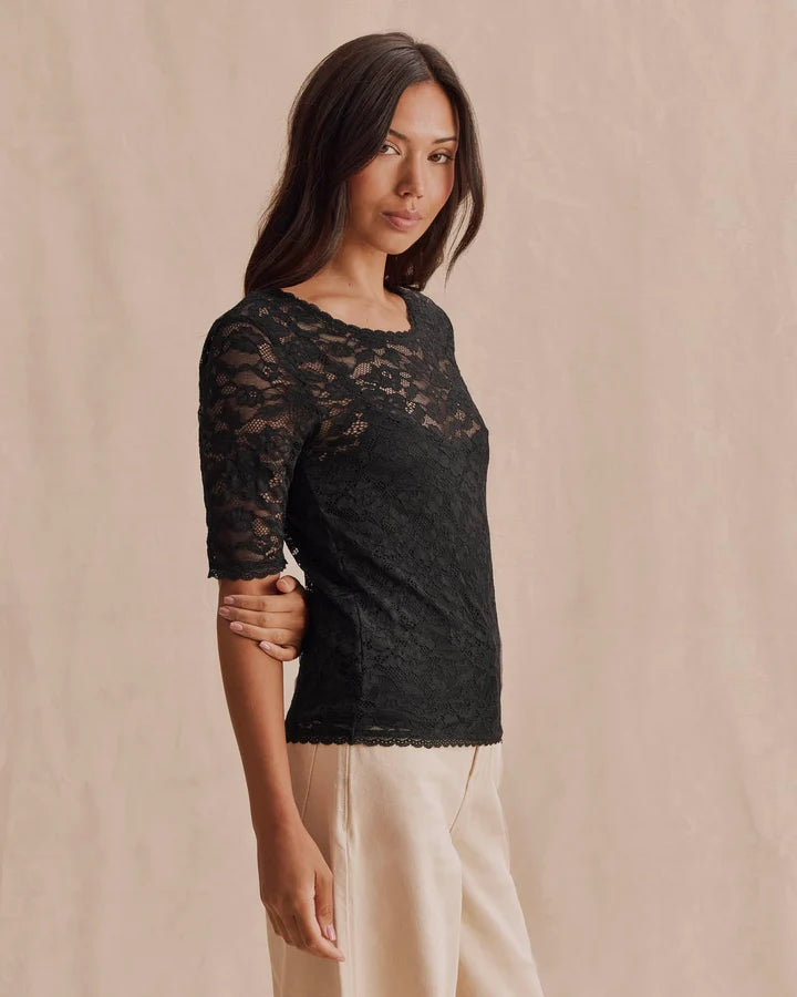 Splendid - Skyler Stretch Lace Top in Black