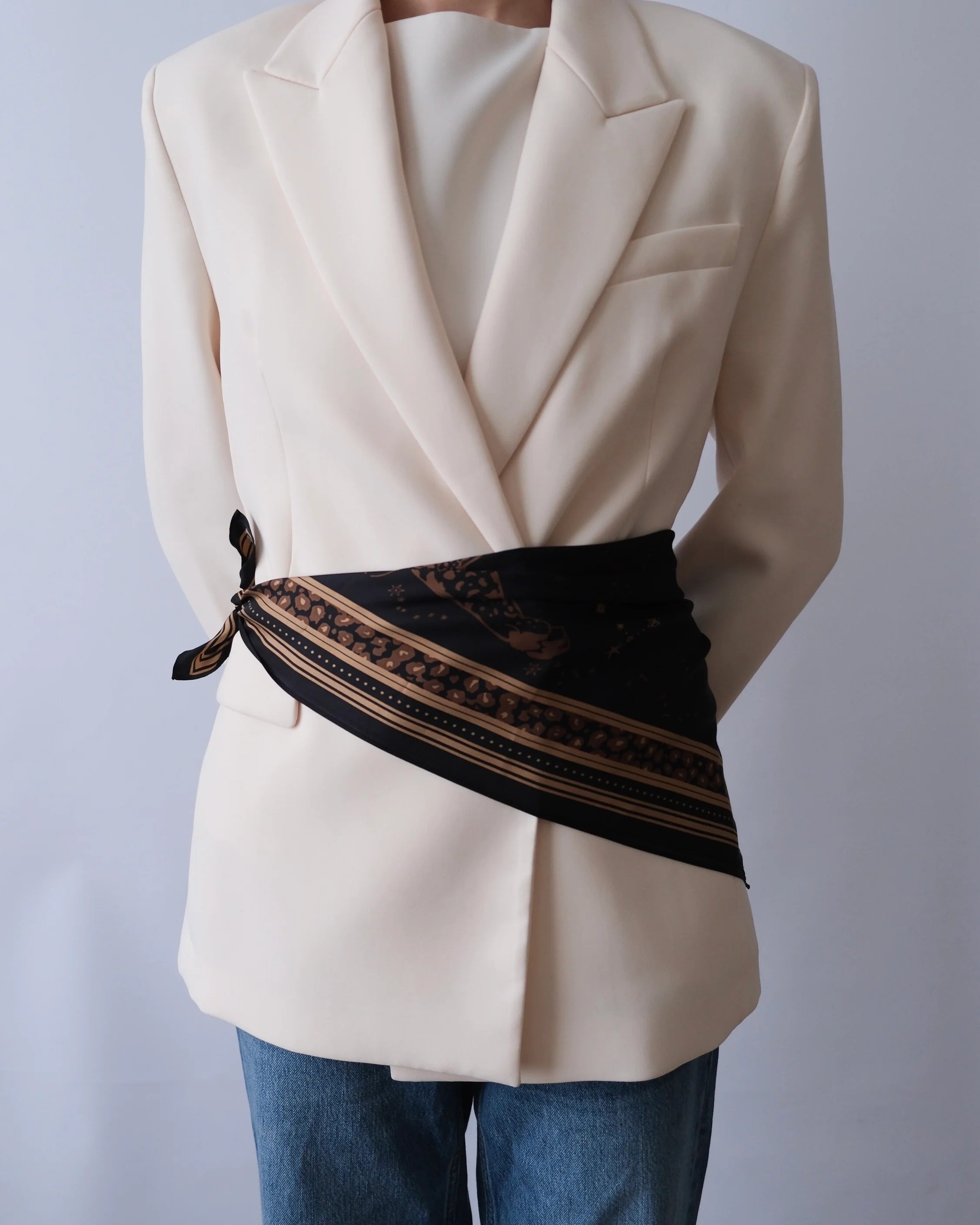lescarf - Zodiac Gemini Scarf in Black & Mocha Mousse