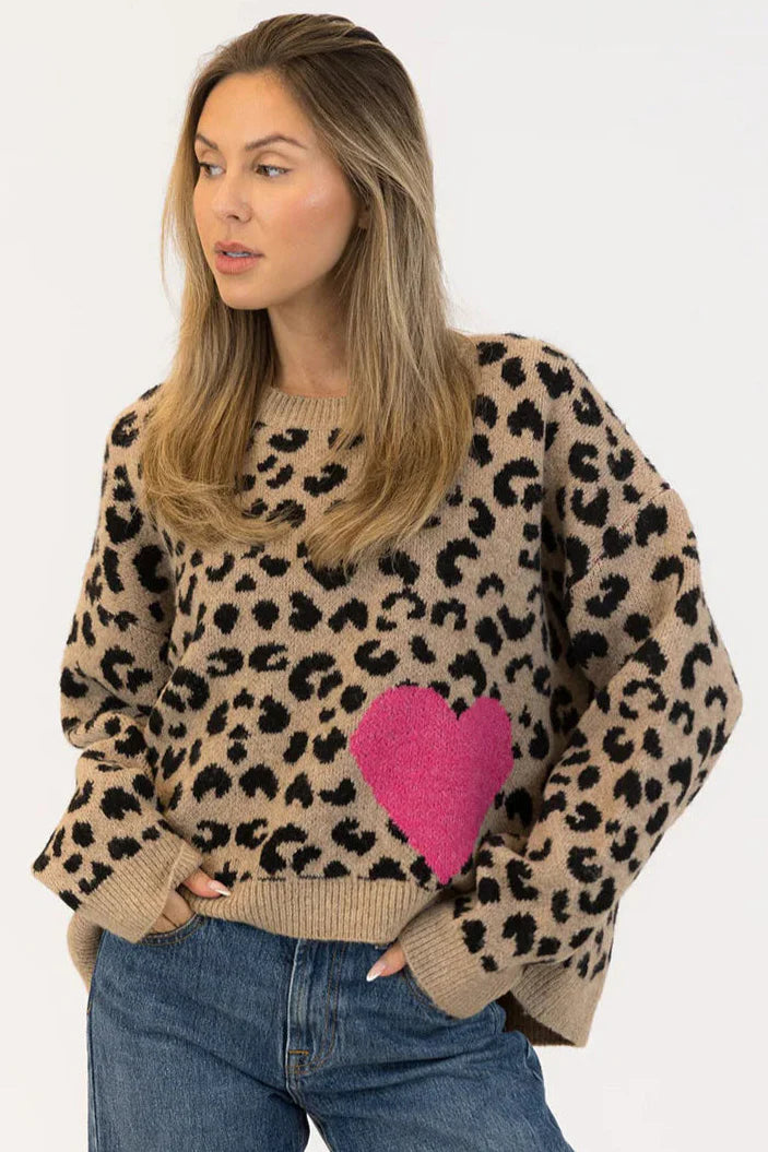 Lyla & Luxe - Jessie Animal Pullover in Camel/Black