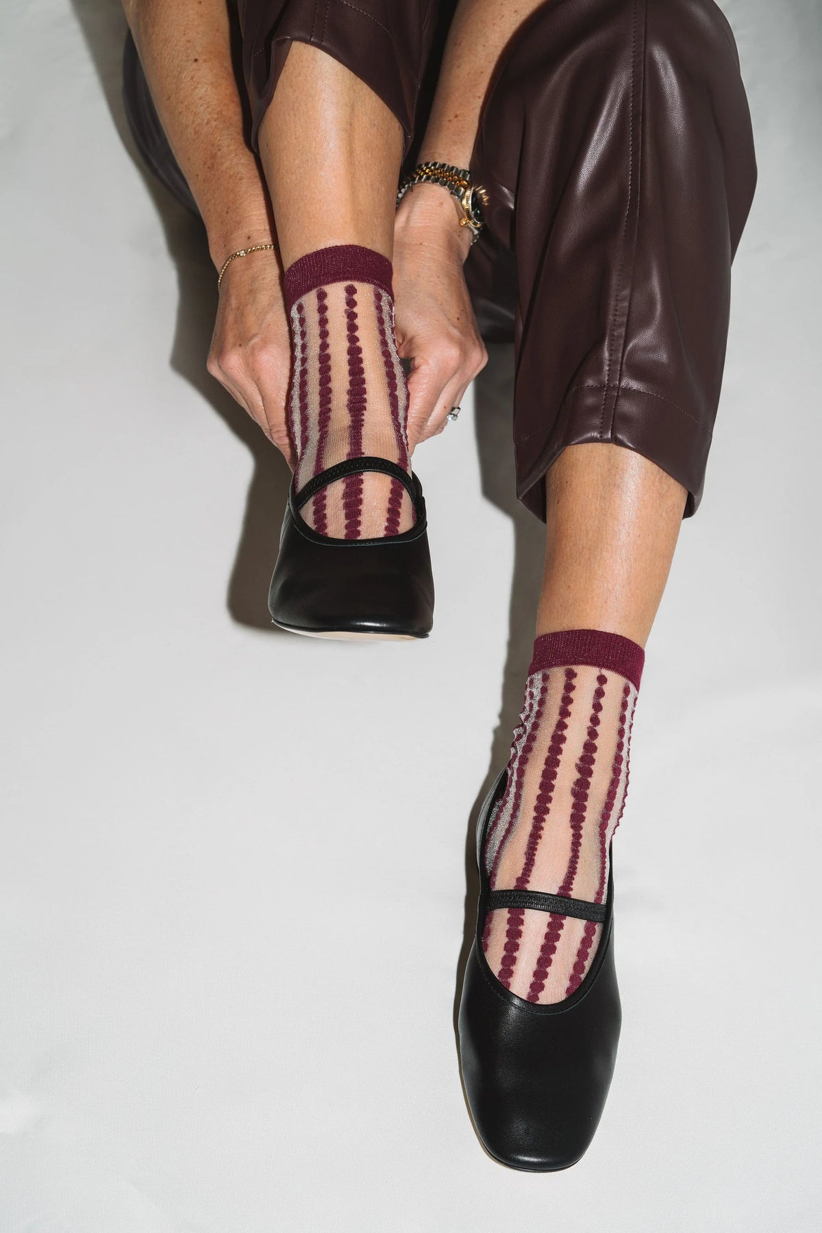 Unified - Sheer Bubble Socks