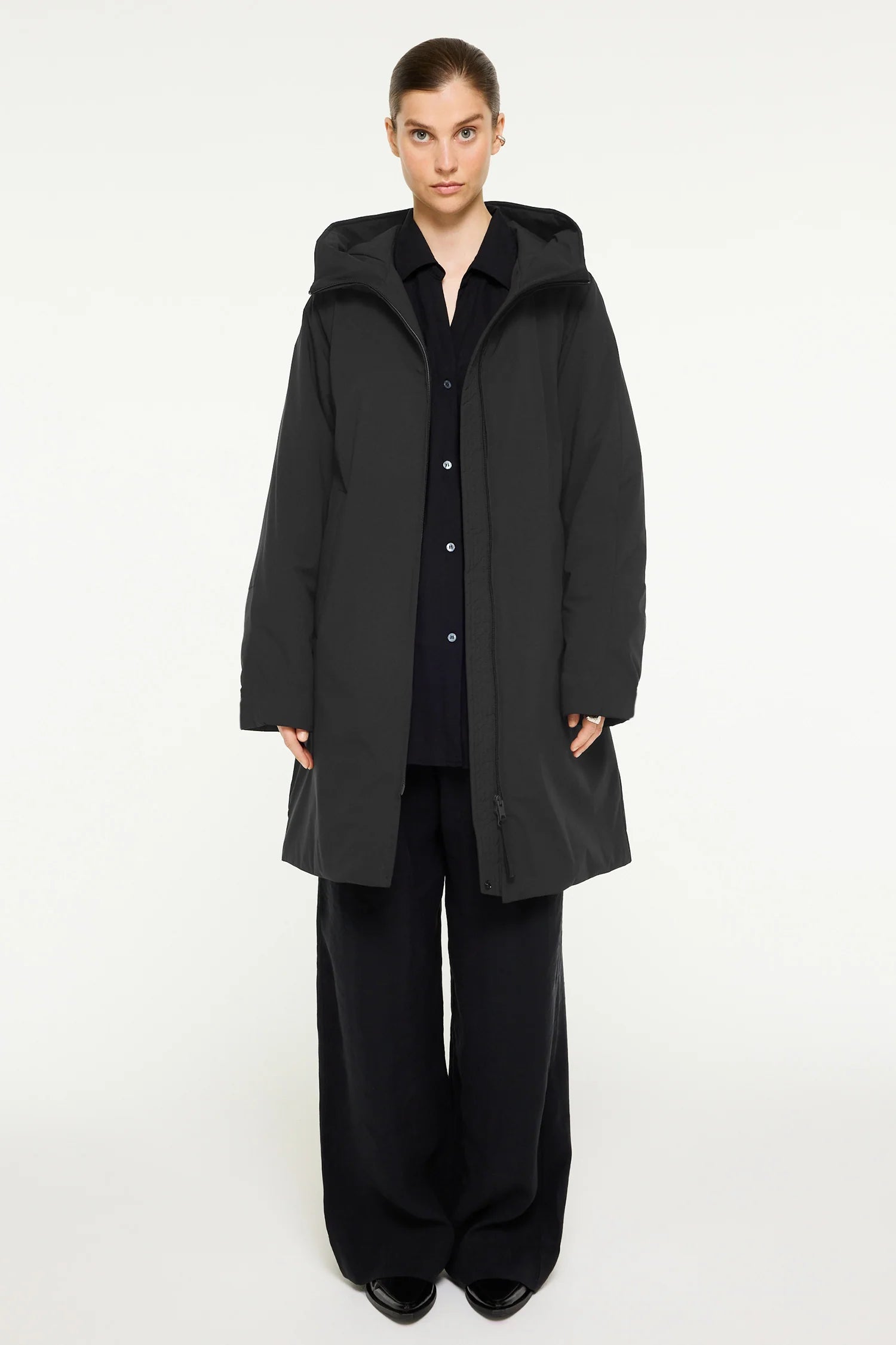 ELVINE - Milica lighter padding Jacket in Black