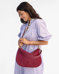 Clare V. - Moyen Messenger in Plummy Rattan