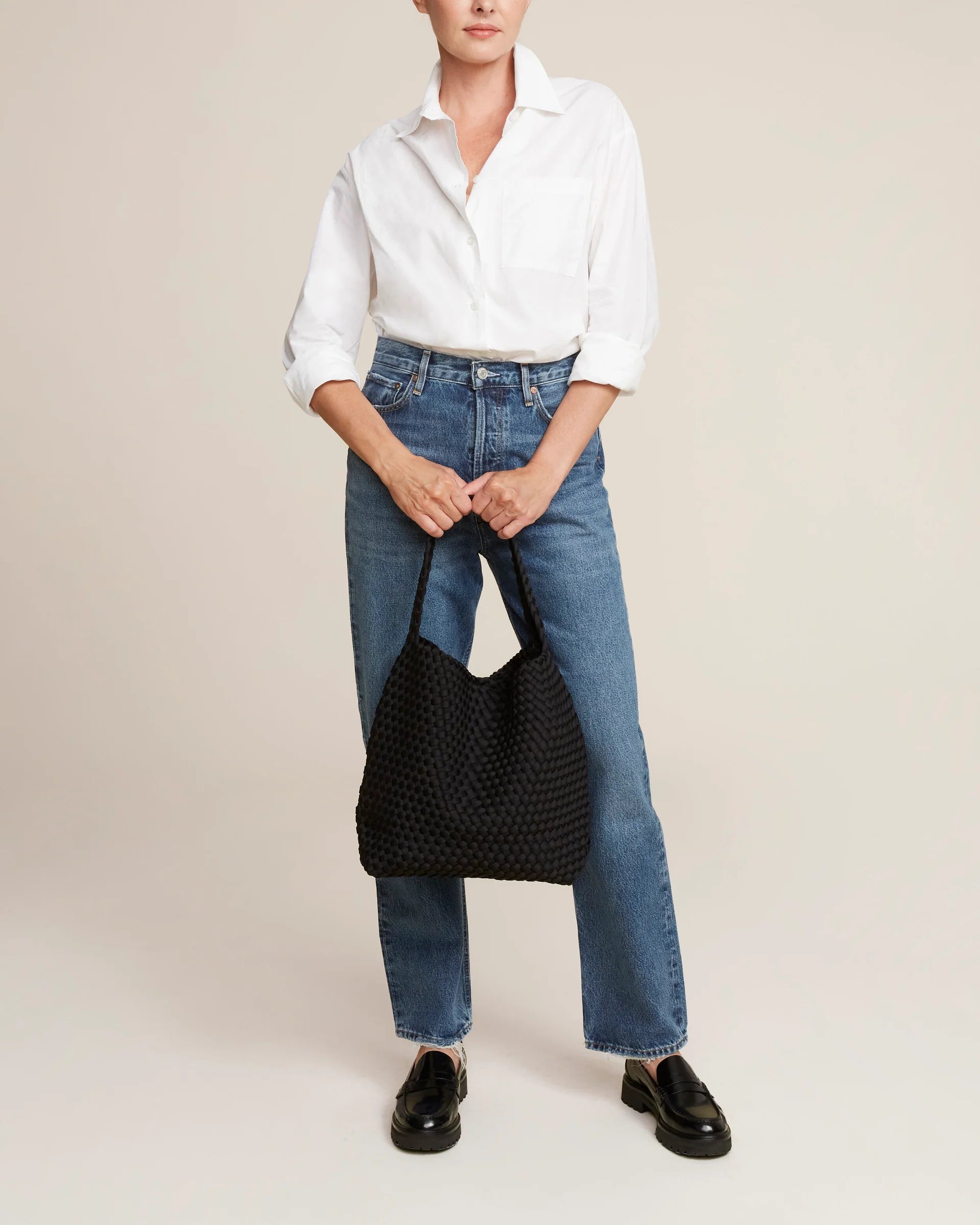 NAGHEDI - Nomad Medium Hobo in Onyx