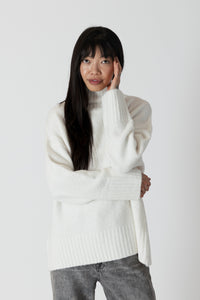 Lyla & Luxe - Oliver Luxe - Eco Mockneck Sweater in Off White