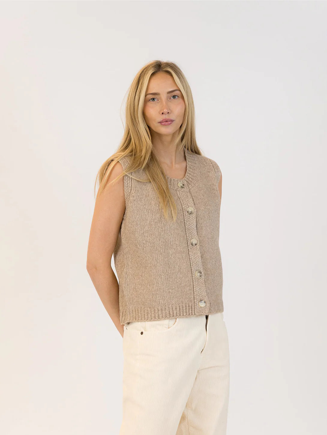 Lyla & Luxe - Pam Vest in Driftwood
