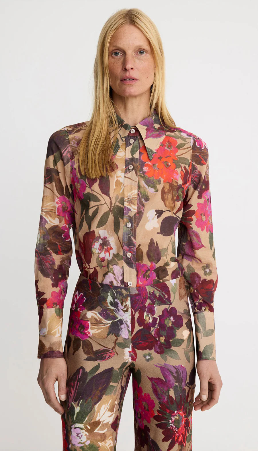 Smythe - Point Collar Shirt in Tan Floral
