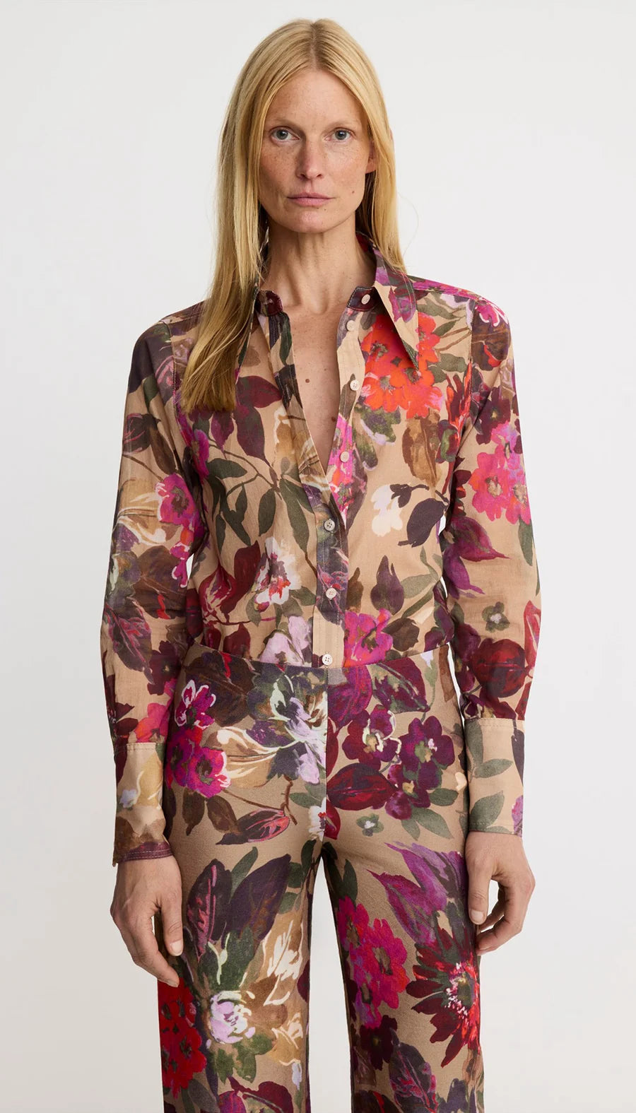 Smythe - Point Collar Shirt in Tan Floral