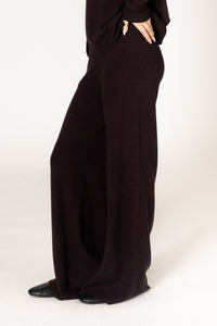 Lyla & Luxe - Pico - Essentials Everyday Pant in Acai