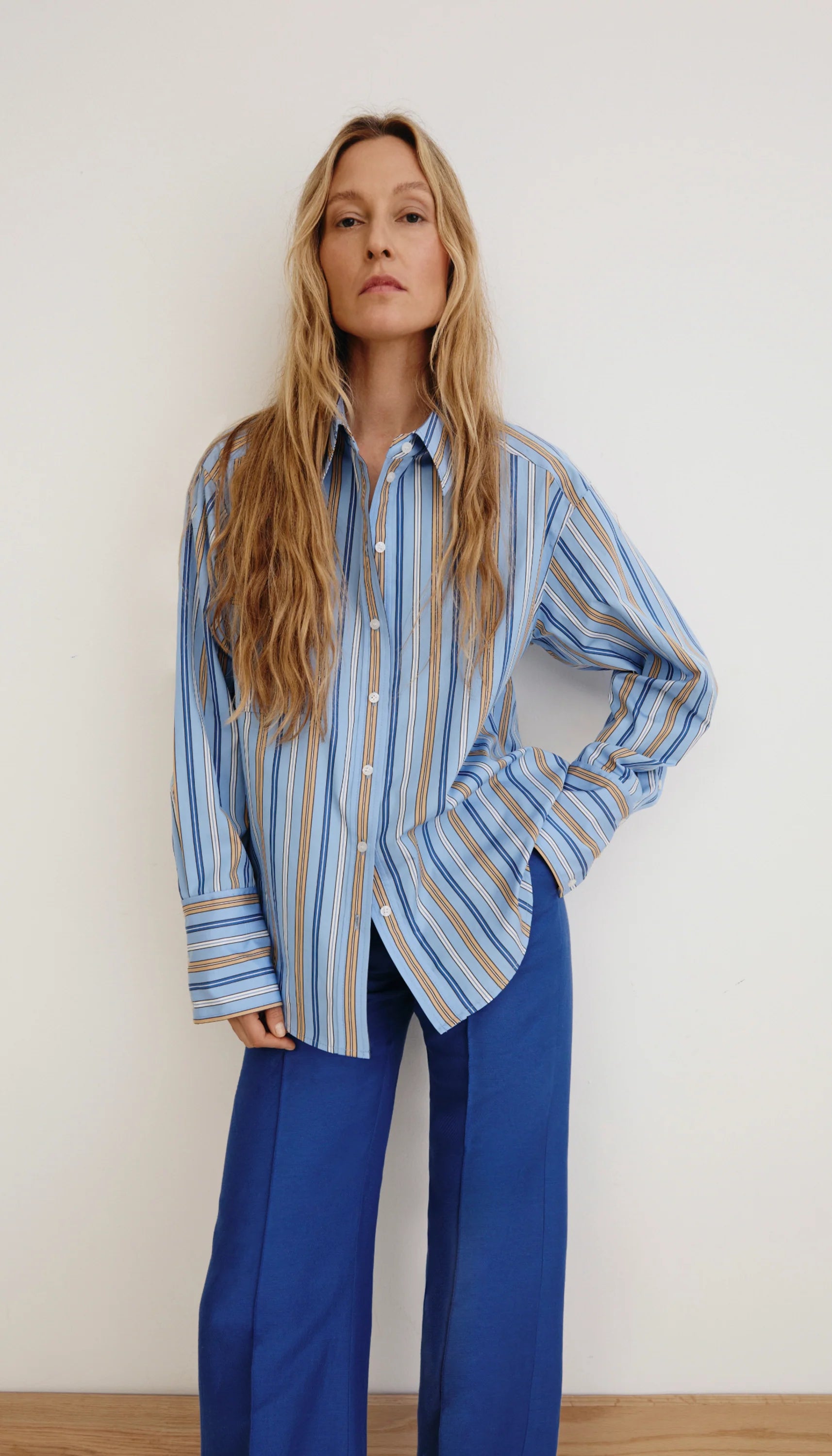 Smythe - Classic Relaxed Shirt in Blue Multi