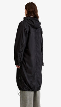 Smythe - Drawstring Rain Shell in Black