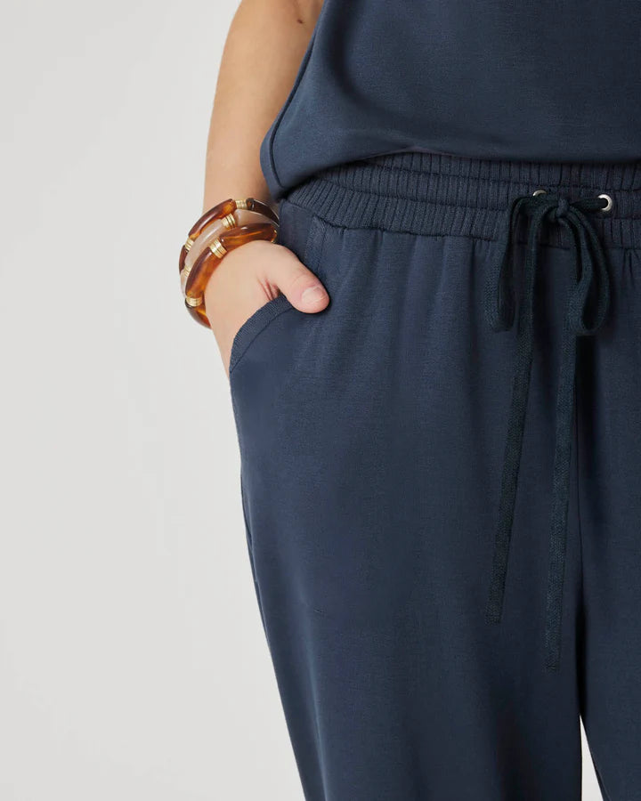 Splendid - Jada Full Length Sweatpants in Navy