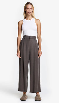 Smythe - Cropped Pleated Trouser in Mink