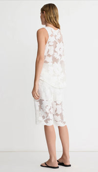 Smythe - Pull On Bermuda Short in White Applique