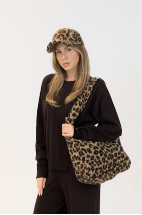 Lyla & Luxe - Leo Tote in Camel