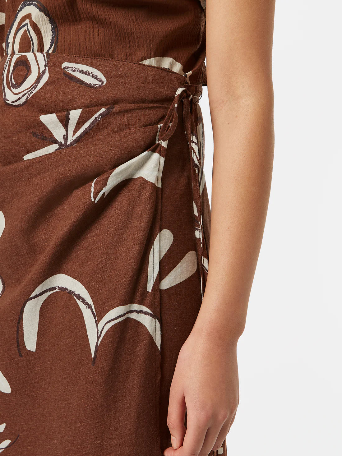 Scotch & Soda - Linen Blend Wrap Skirt in Inky Sun Brown