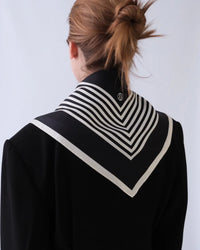 lescarf - No 2. in Black & Cream
