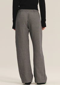 Velvet - Braylen - Dual Gauze Pant in Houndstooth