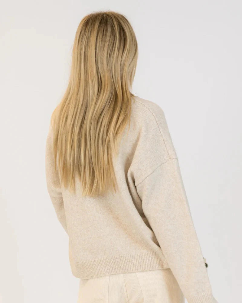Lyla & Luxe - Holly Flower Crewneck Pullover in Oatmeal