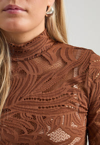 Minus - Lovena Long Sleeve Top in Tiramisu