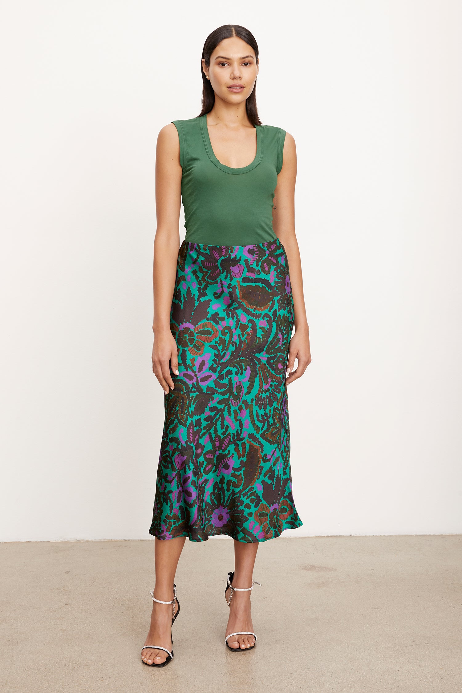Velvet - Kaiya - Amazon Printed Satin Skirt in Multi