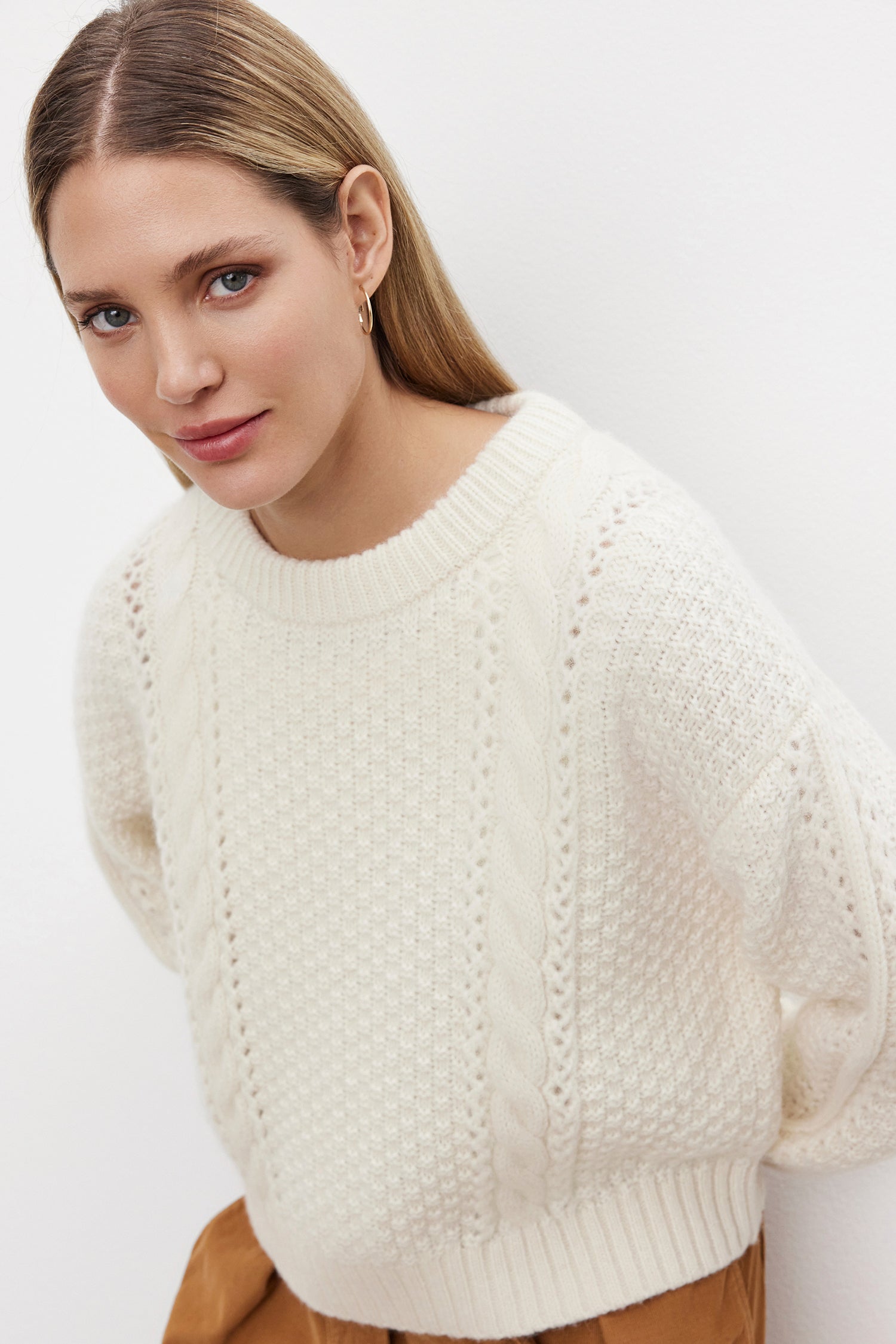 Velvet Marley Baby Alpaca Light Pullover Sweater in Milk Bernstein Gold