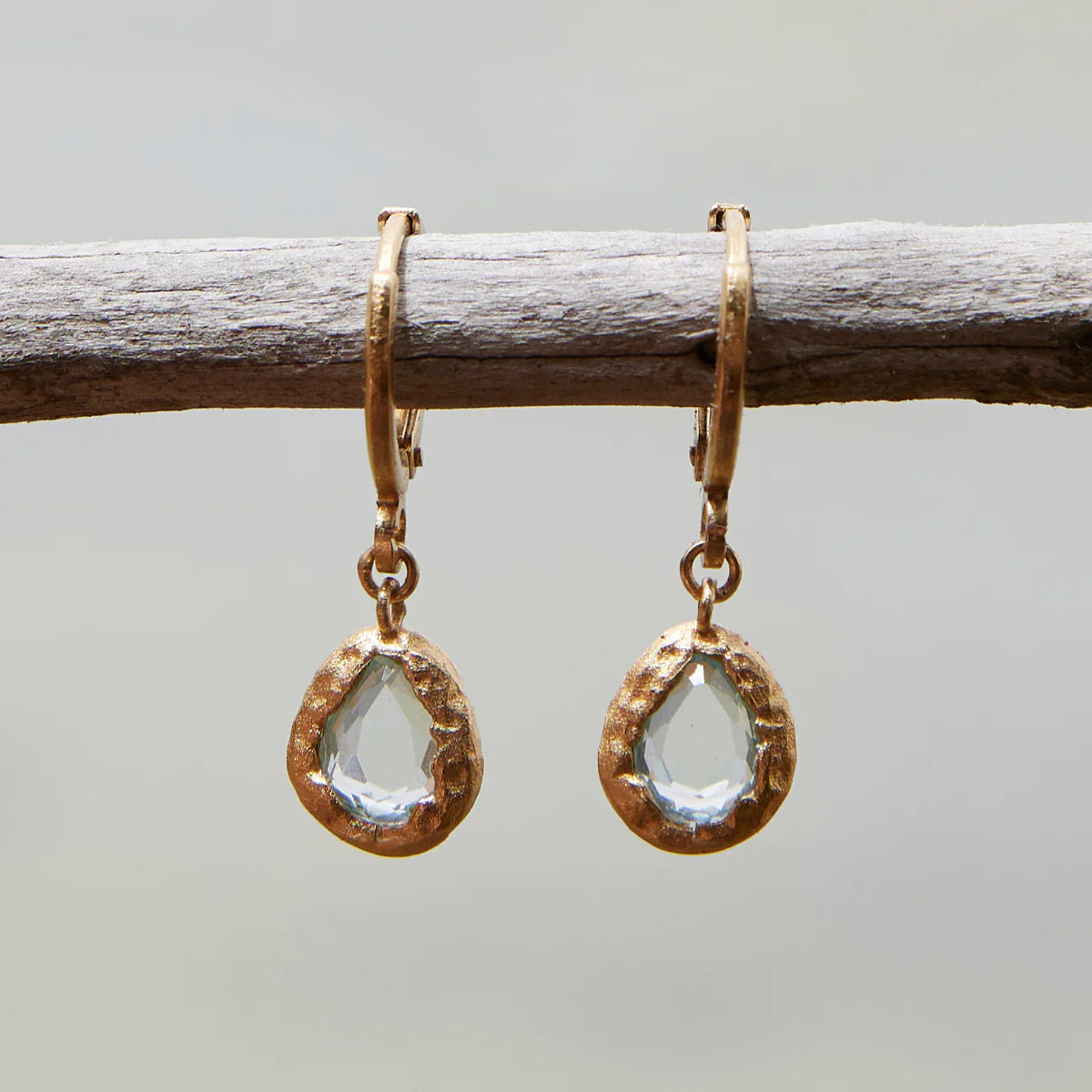 Agapée - Lysia Crystal Earrings