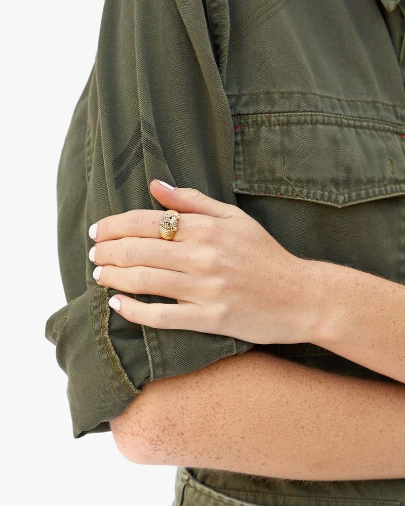 Clare V. - Whiskers Signet Ring in Vintage gold/Clear
