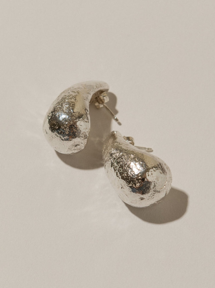 Pamela Card - The Baia Cannone Earrings in Silver