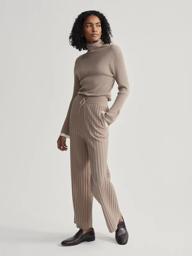 Varley - Simeon Wide Rib Knit Trouser in Fungi
