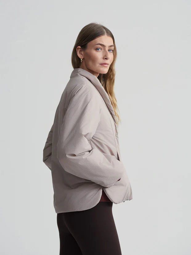 Varley - Tilley Light Padded Jacket in Etherea
