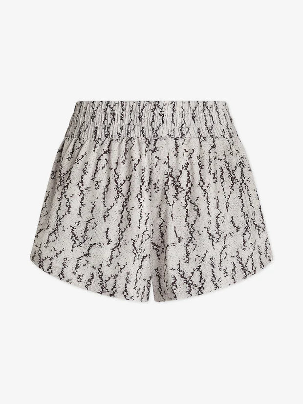 Varley - Kallin Running Short 1.5 in Sand Fragment Snake
