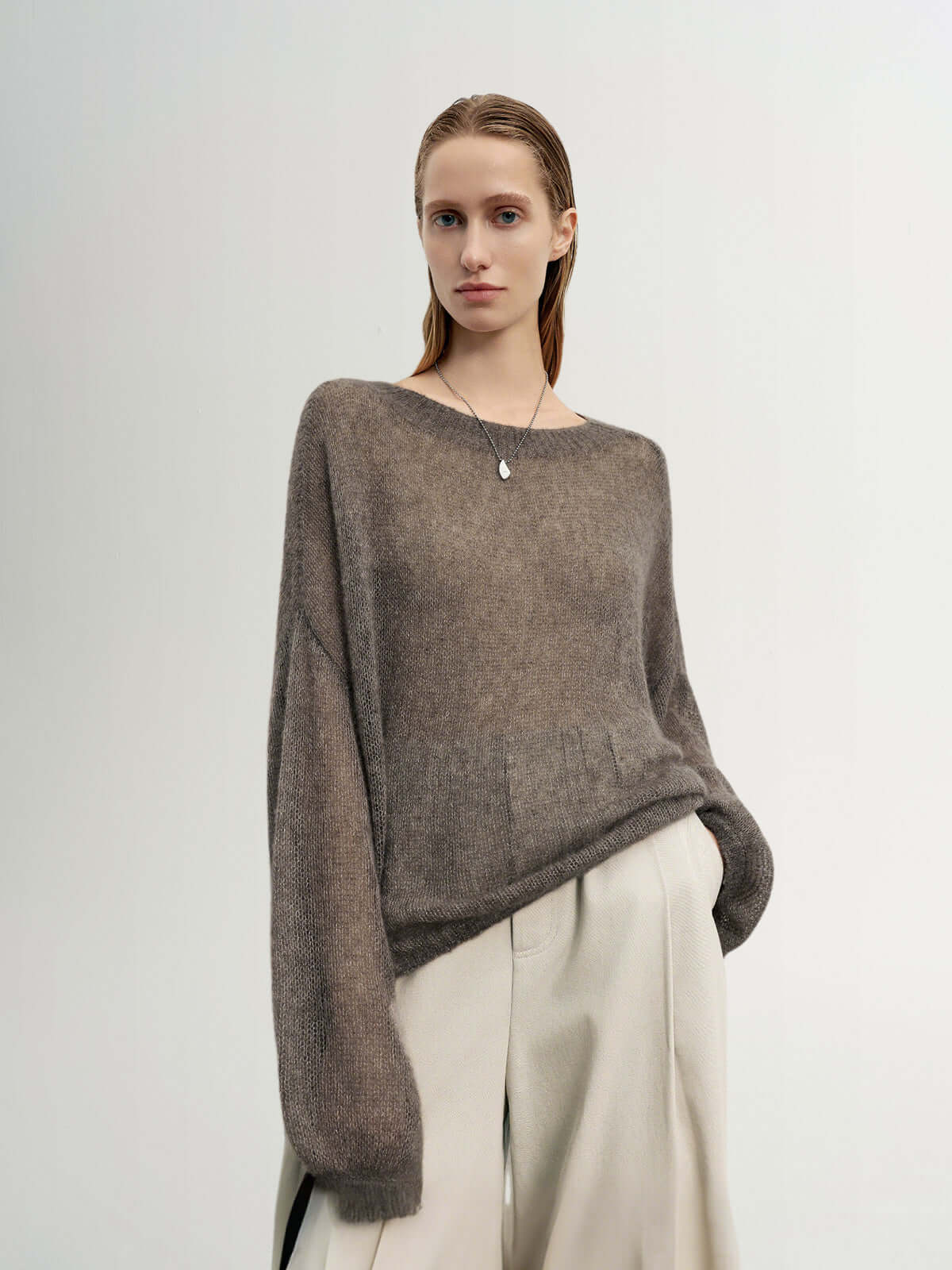 Meilleur Moment - Round Neck Sweater in Raw Velvet Brown