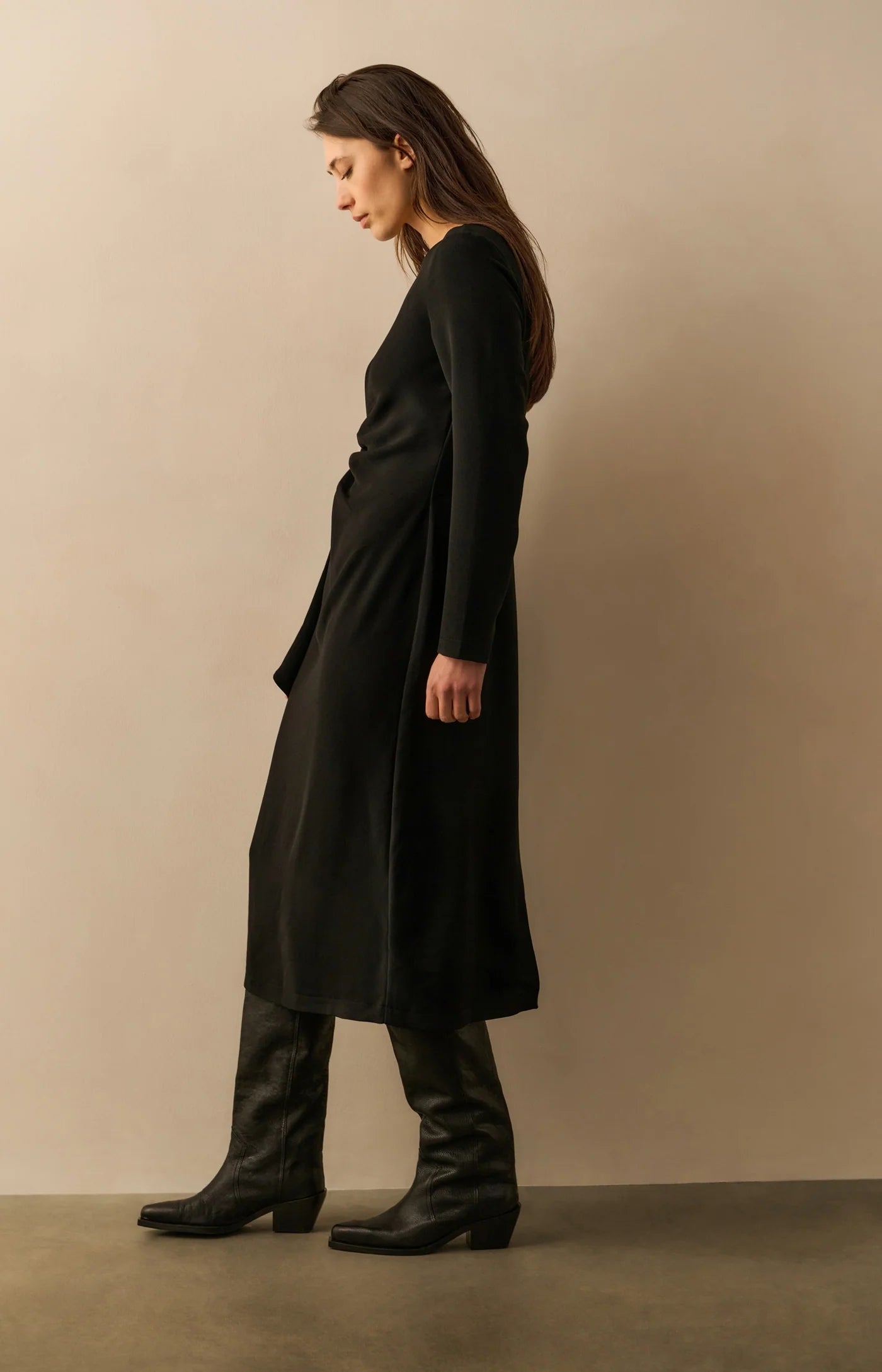 YAYA - Elegant Long Sleeve Dress with Front Knot Detail in Black