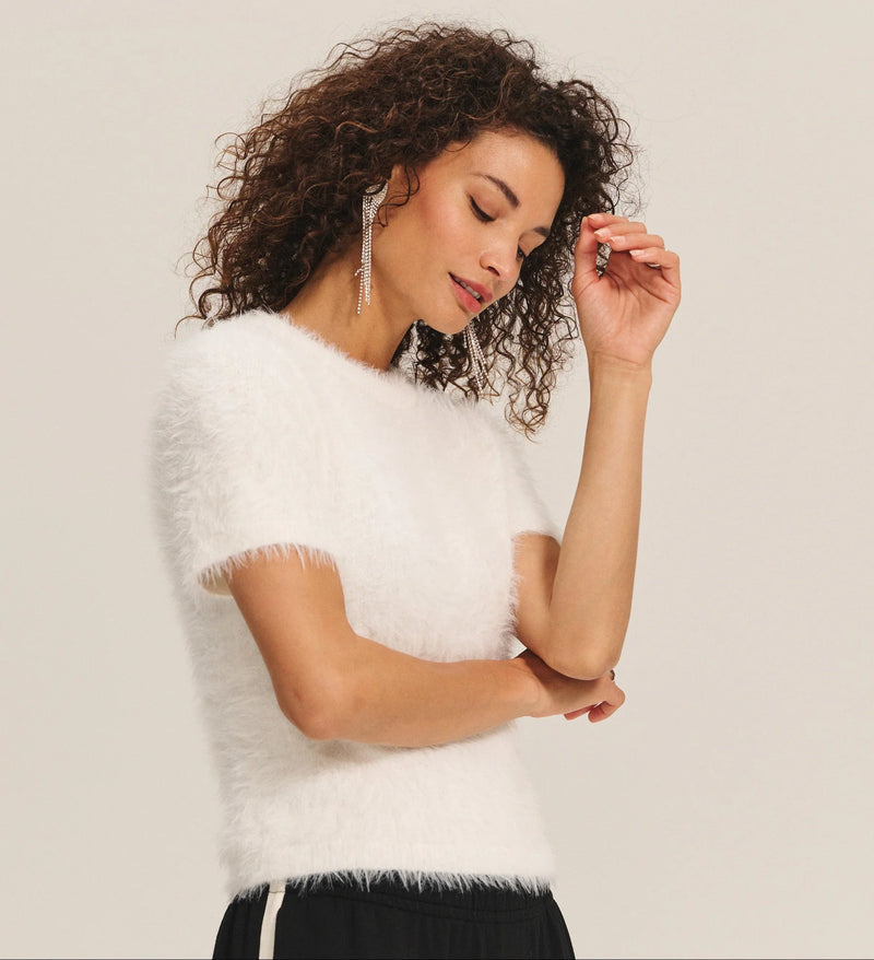 Velvet - Kit - Feather Yarn Sweater in Milk