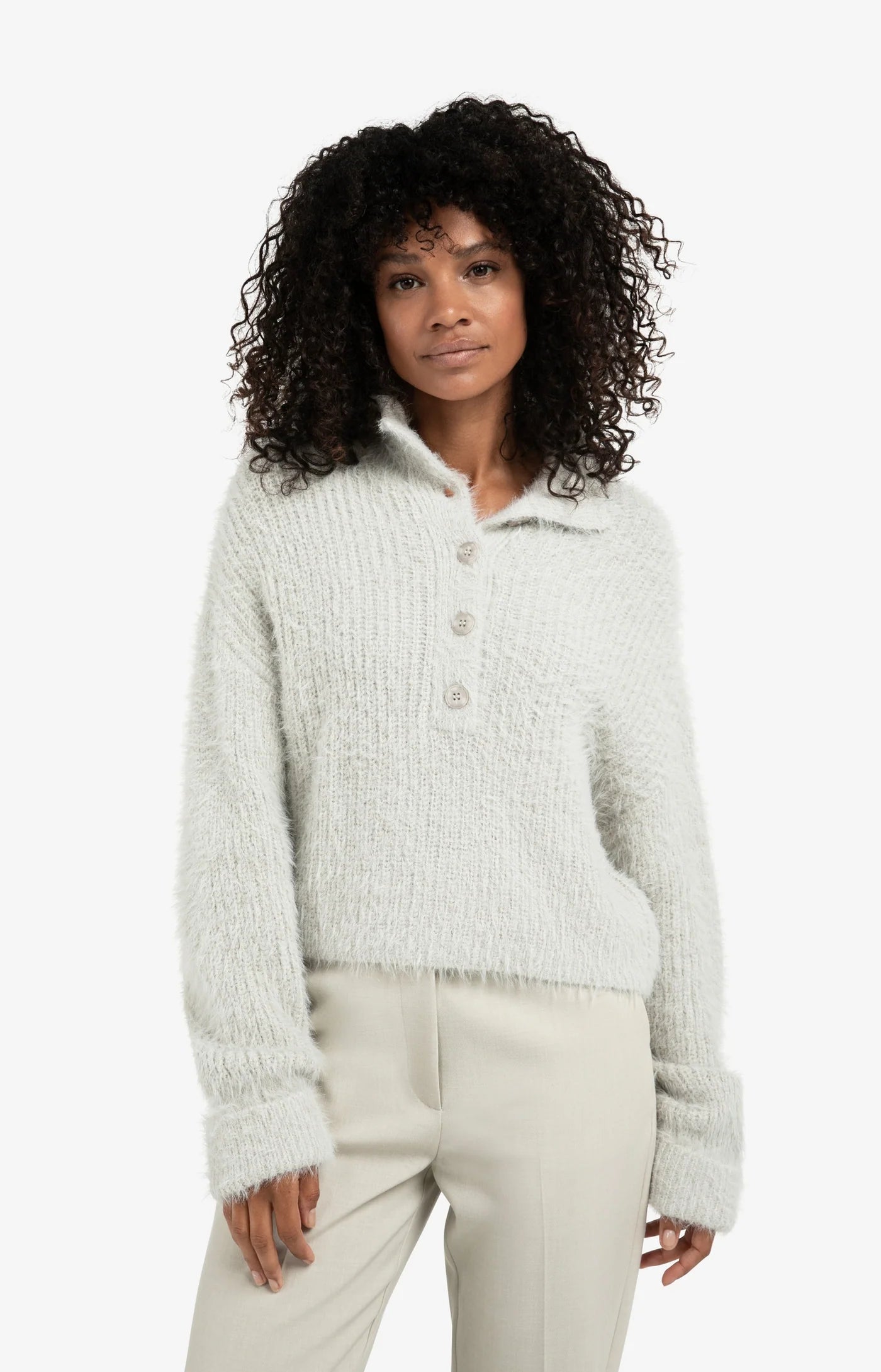 YAYA - Fluffy Cropped Collar Sweater in Cloud Grey
