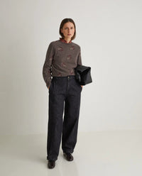 YERSE - Flower Embroidery Jumper in Fondo Piedra