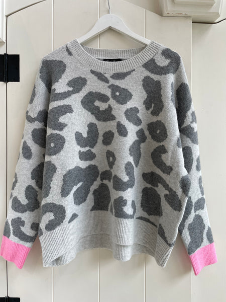 Lyla & Luxe - Hailey Leopard Sweater with Pink Cuff