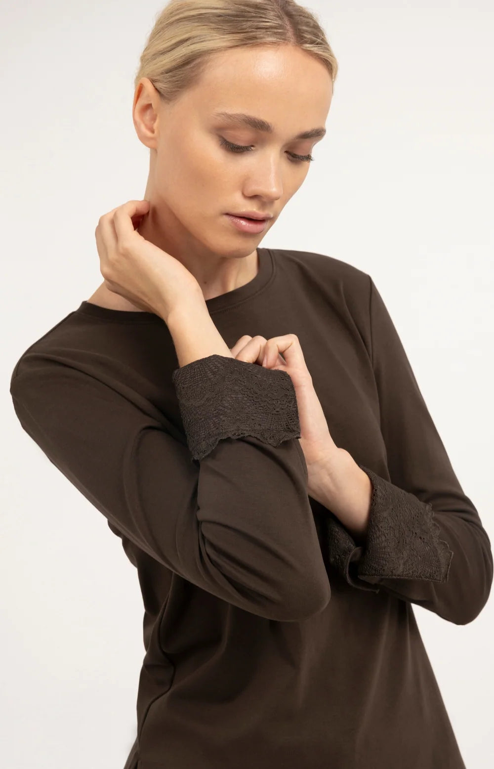 YAYA - Long Sleeve Top with Lace Cuff in Delicioso Brown