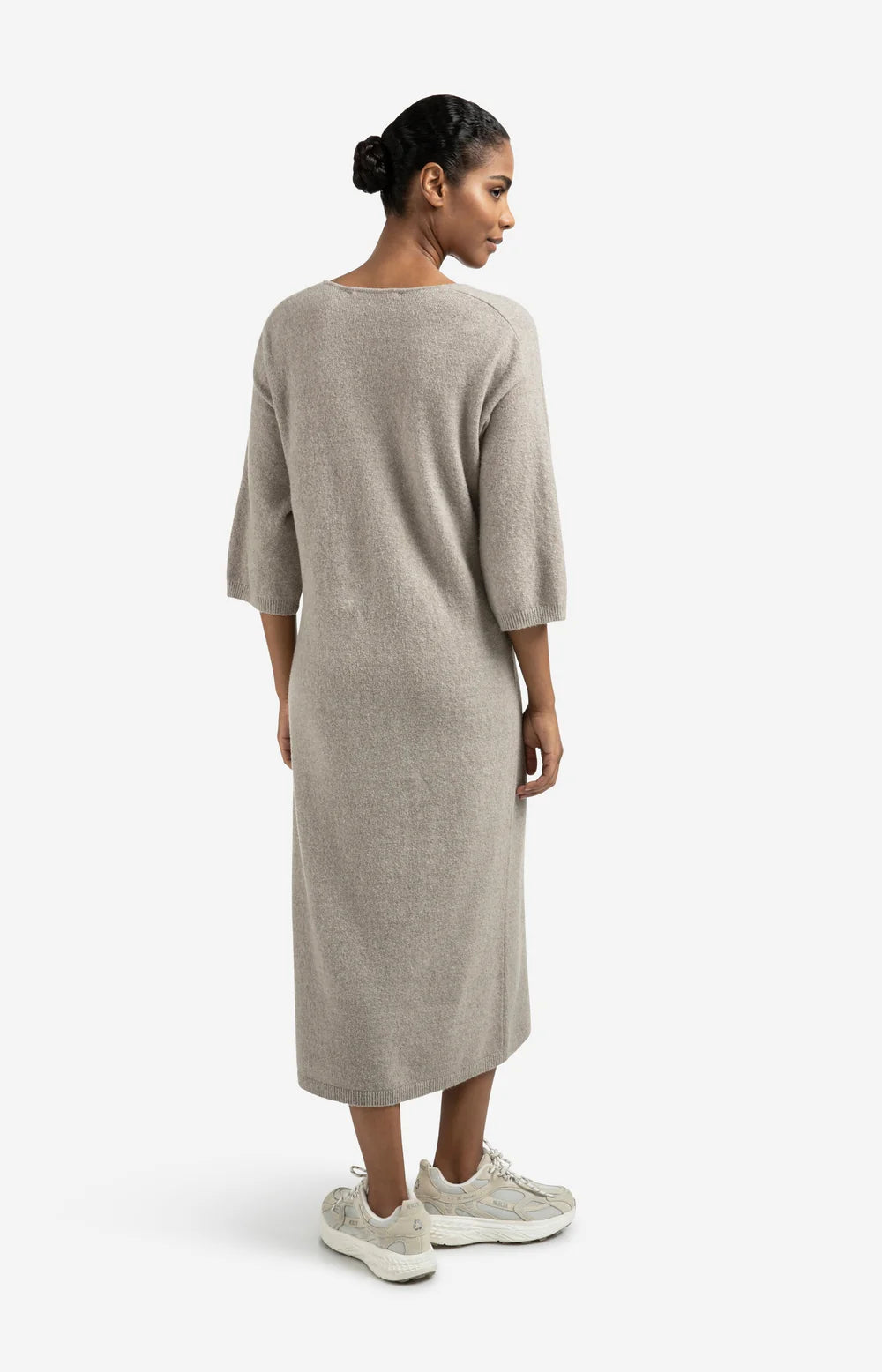 YAYA - Knitted V-neck Dress with Short Sleeves in Brownish Grey