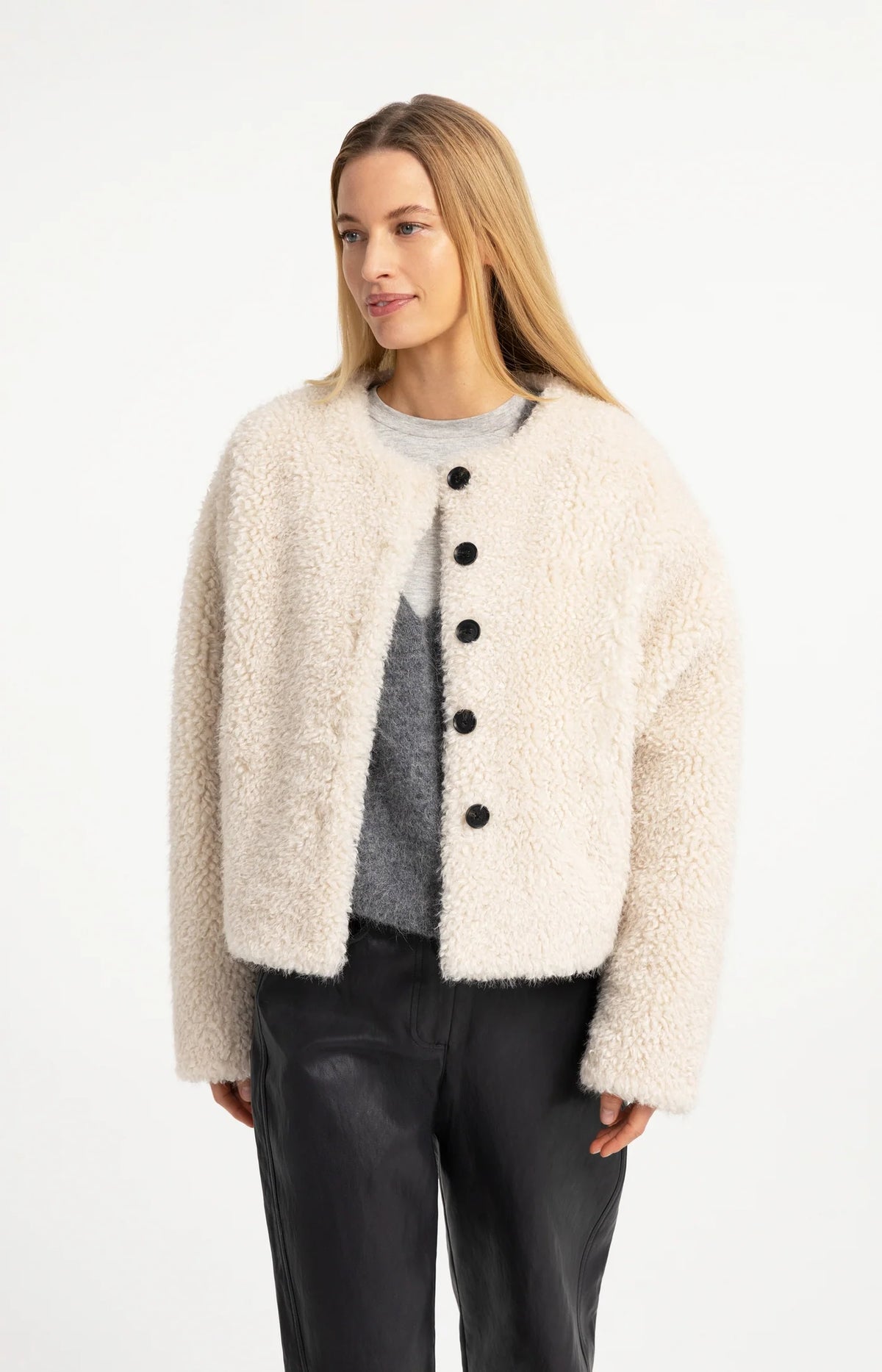 YAYA - Oversized Faux Fur Jacket in Bleached Sand Beige