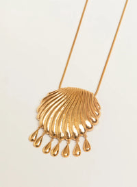 Pamela Card - L'Origine Du Monde Necklace in Gold