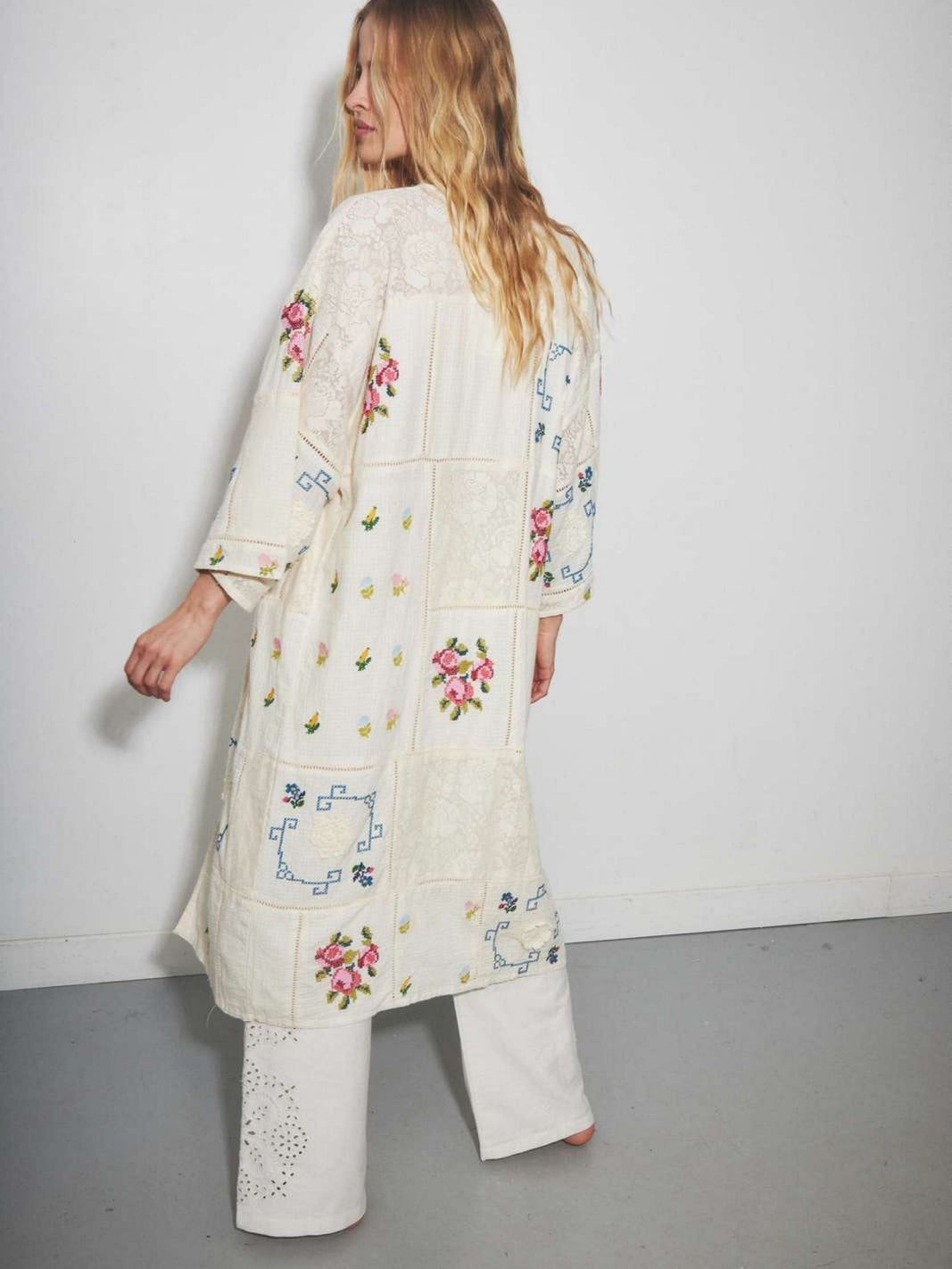 Louizon - Vraim Kimono in Ecru