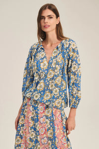 Velvet - Reese - Begonia Cotton Print Top in Asul