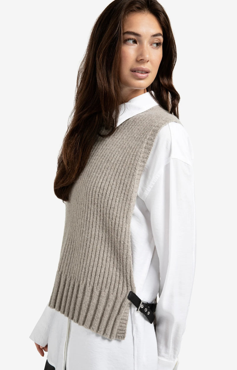 YAYA - Ribbed Sleeveless Sweater with Side Buckles