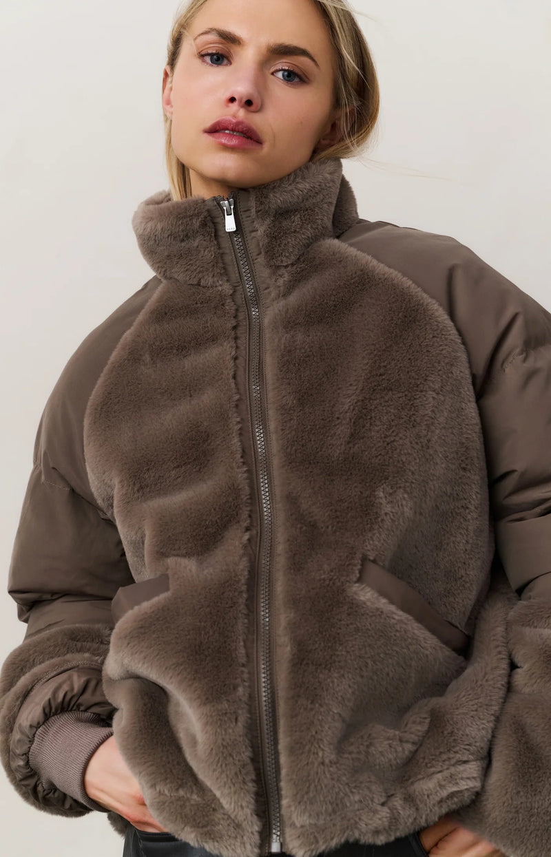 YAYA - Short Teddy Jacket with Padded Sleeves in Brown