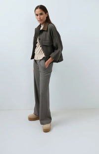 YAYA - Sleeveless Sweater with Ruffle Hem in Light Beige Melange